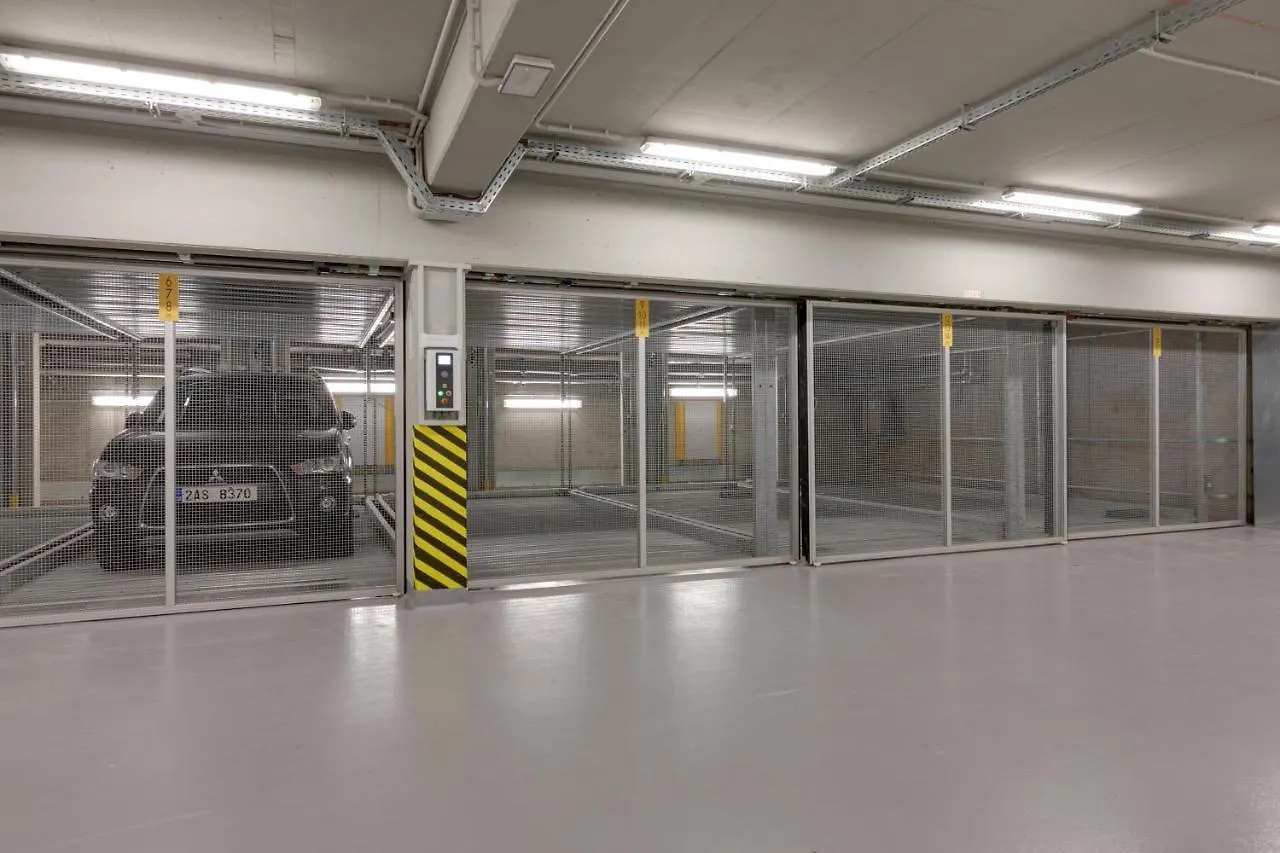 Ferienwohnung Andel Design Duplex, Ac, Garage Prag 0*,