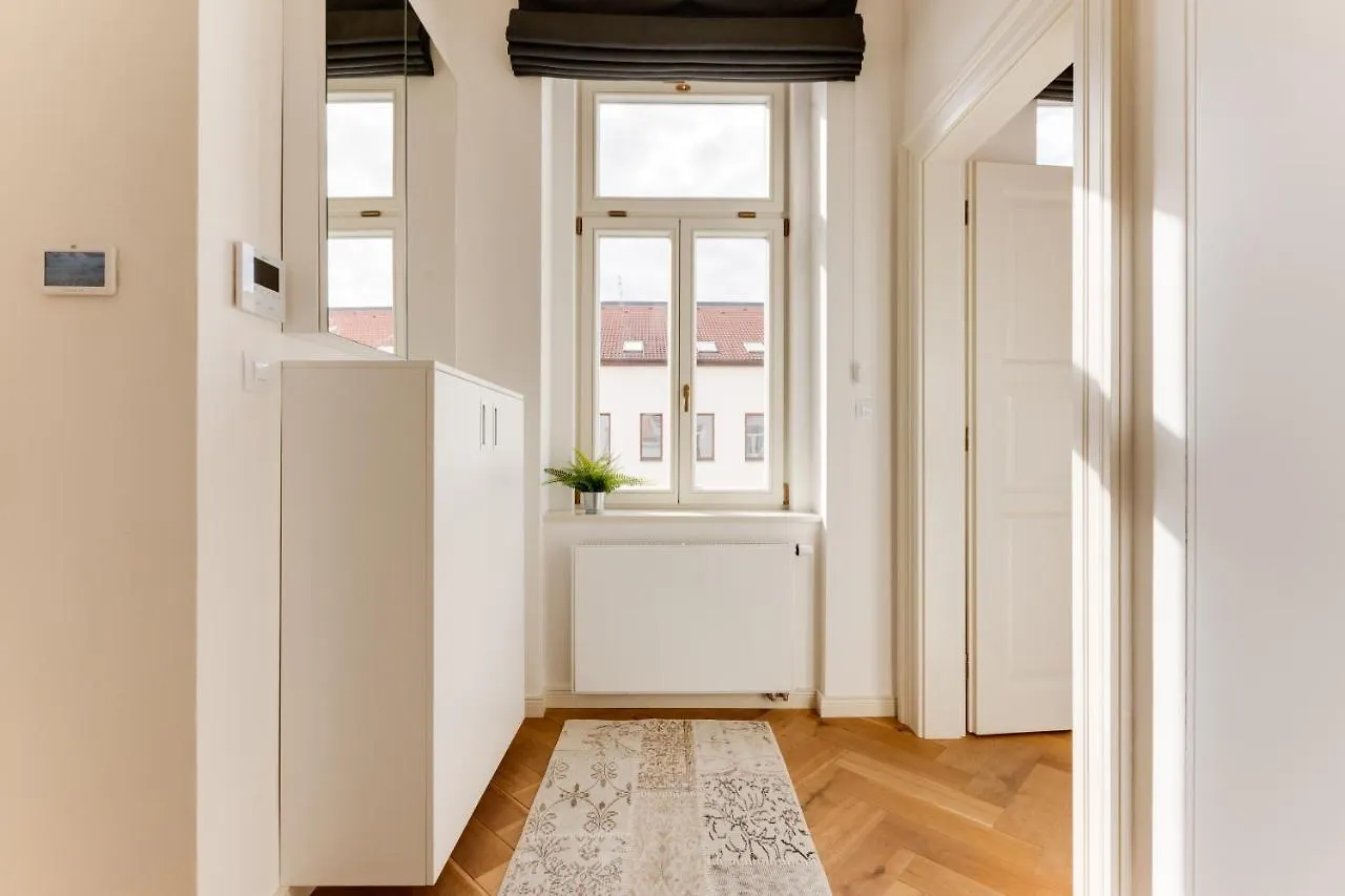Ferienwohnung Andel Design Duplex, Ac, Garage Prag Apartment