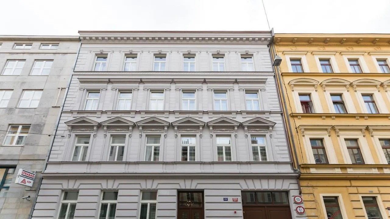 Ferienwohnung Andel Design Duplex, Ac, Garage Prag 0*,